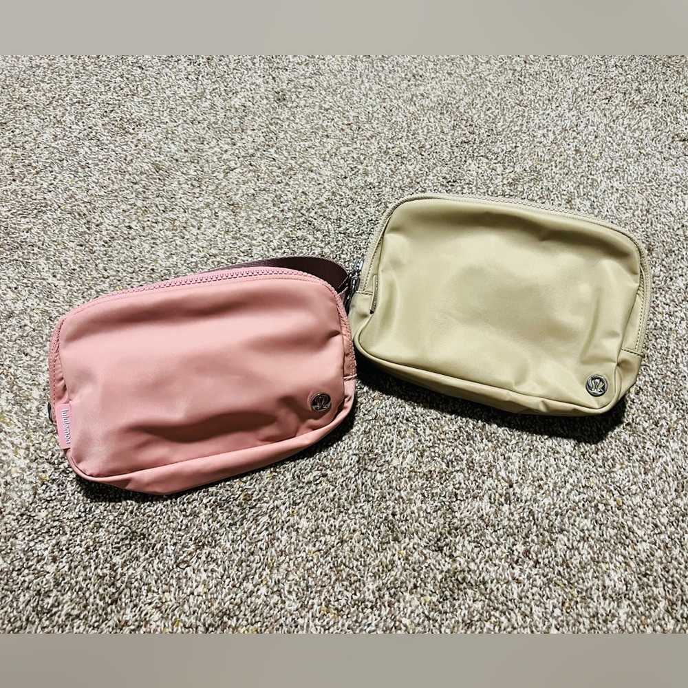 Lululemon Everywhere Belt bag Bundle of two Trench & pale pink